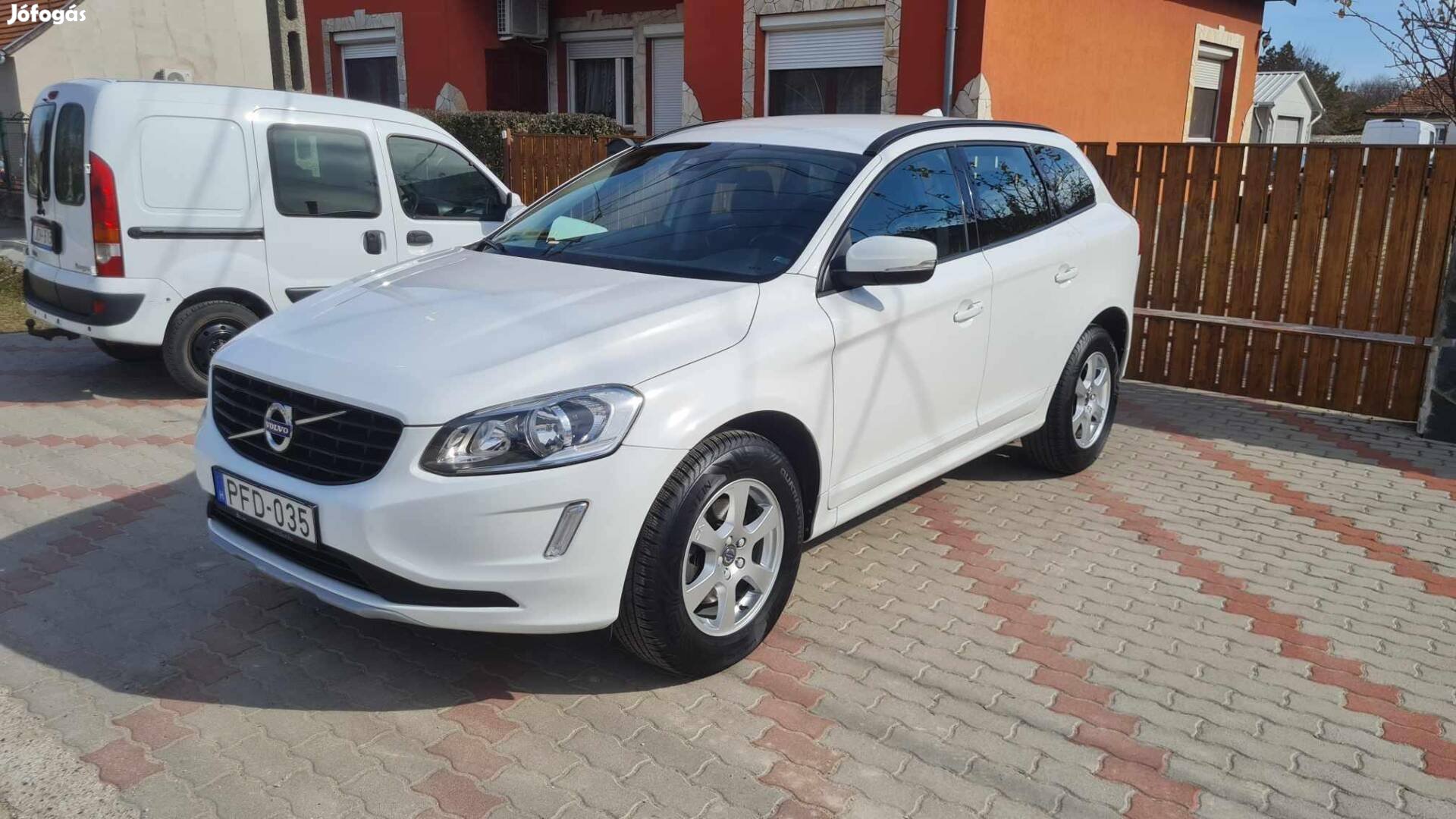 Volvo XC60 2.4 D [D4] Kinetic Geartronic Gyönyö...